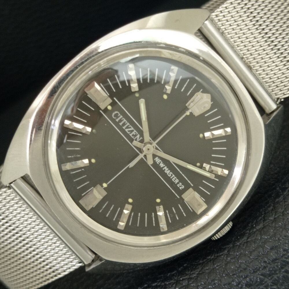 Vintage 1975 Citizen Manual Wound Mens Silver Watch & Black accents